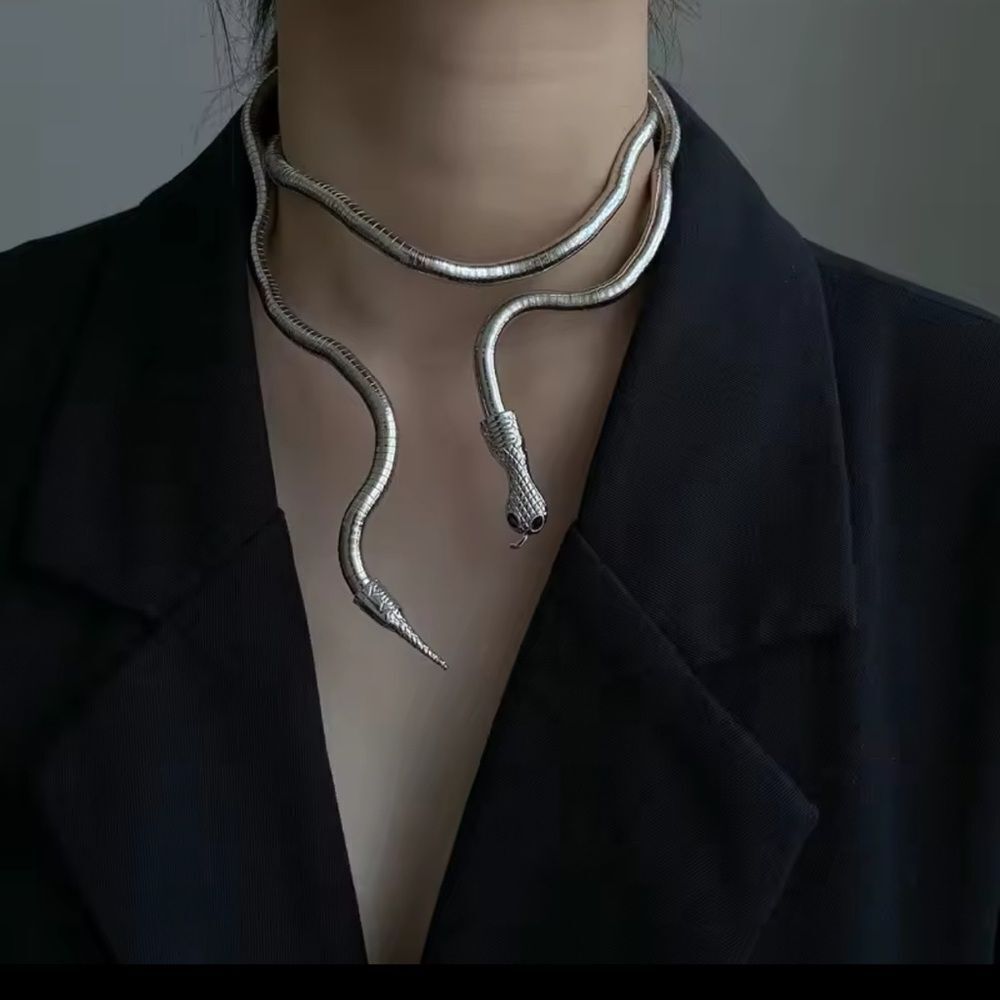 Versatile Serpenti-Style Snake Jewelry-Necklace Bracelet in One - Picture 3 of 12